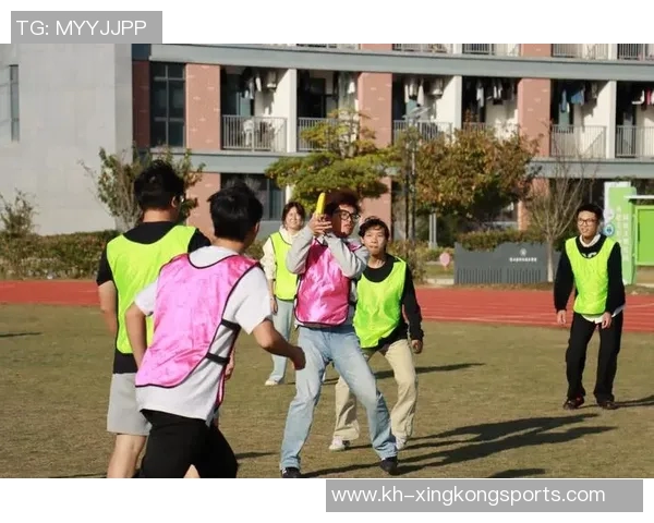 实时新闻全国街舞大赛点评聚焦上海飞盘队精彩团队协作与默契表现